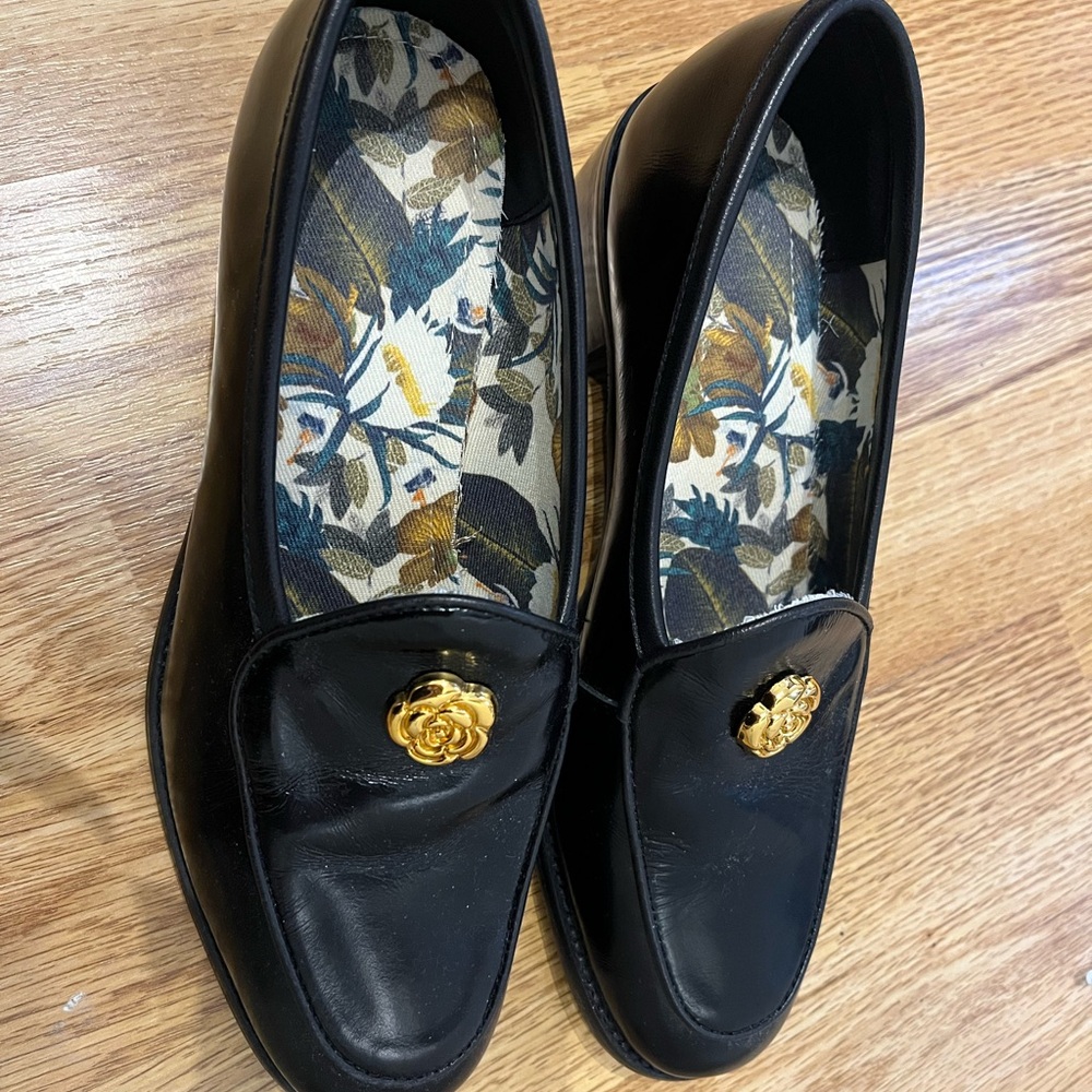 Elegant Black Loafers with Gold Accent